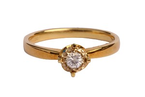 18K Yellow Gold Engagement Ring