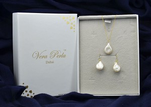 Vera Perla 18K Gold Fancy Coin Pearl  Jewelry Set