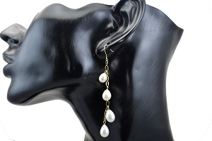 Vera Perla 18K Gold Pearl Drops Earrings