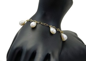 Vera Perla 18K Gold Pearl Drops Bracelet