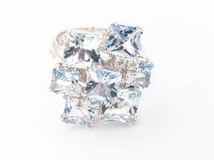 Salvini Diamond Ring in white gold and aquamarine
