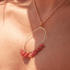 Coral Stone 18k Yellow Gold Necklace