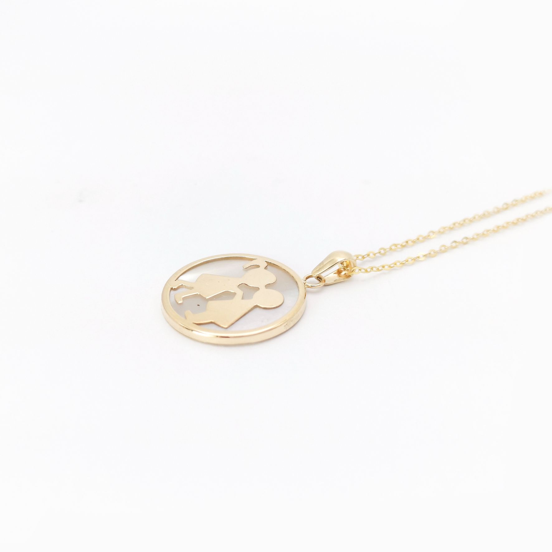 18K Yellow Gold Pendant with Chain [XN-595]