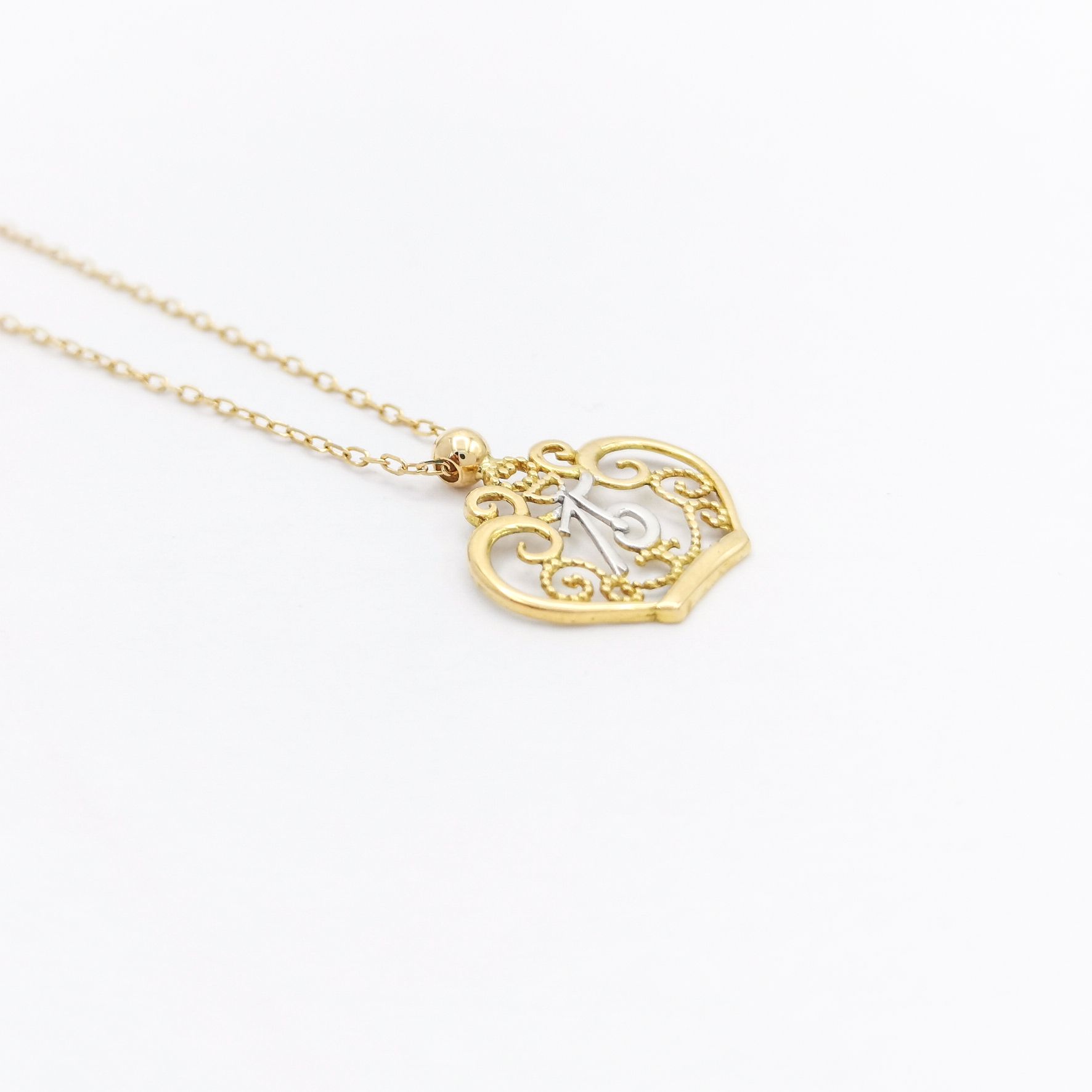 18K Yellow Gold Pendant with Chain [XN-587]